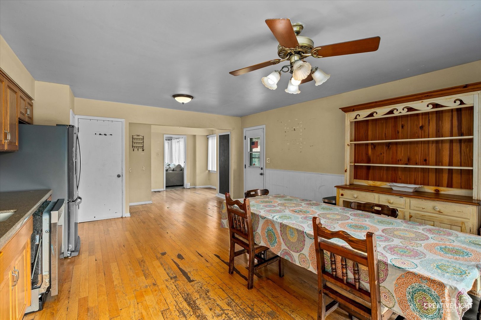 6937 97th Street Chicago Ridge, IL 60415 - Photo 5 of 19 Gallery Image 5