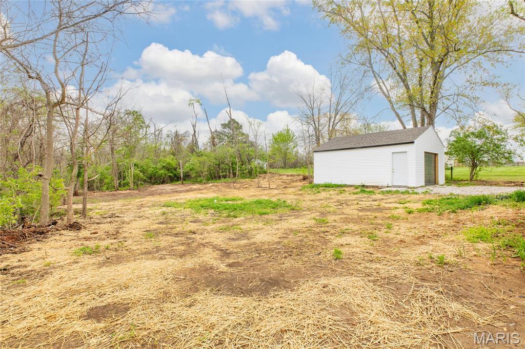 4239 Fosterburg Road Alton, IL 62002 - Photo 16 of 42