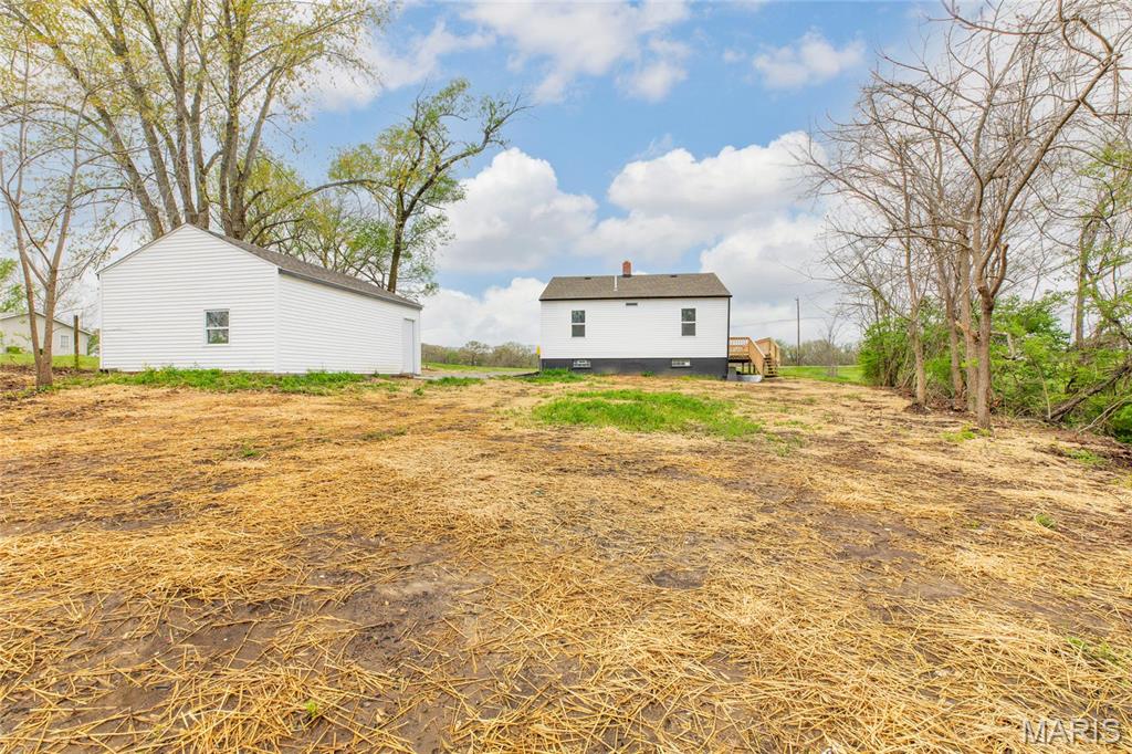 4239 Fosterburg Road Alton, IL 62002 - Photo 17 of 42