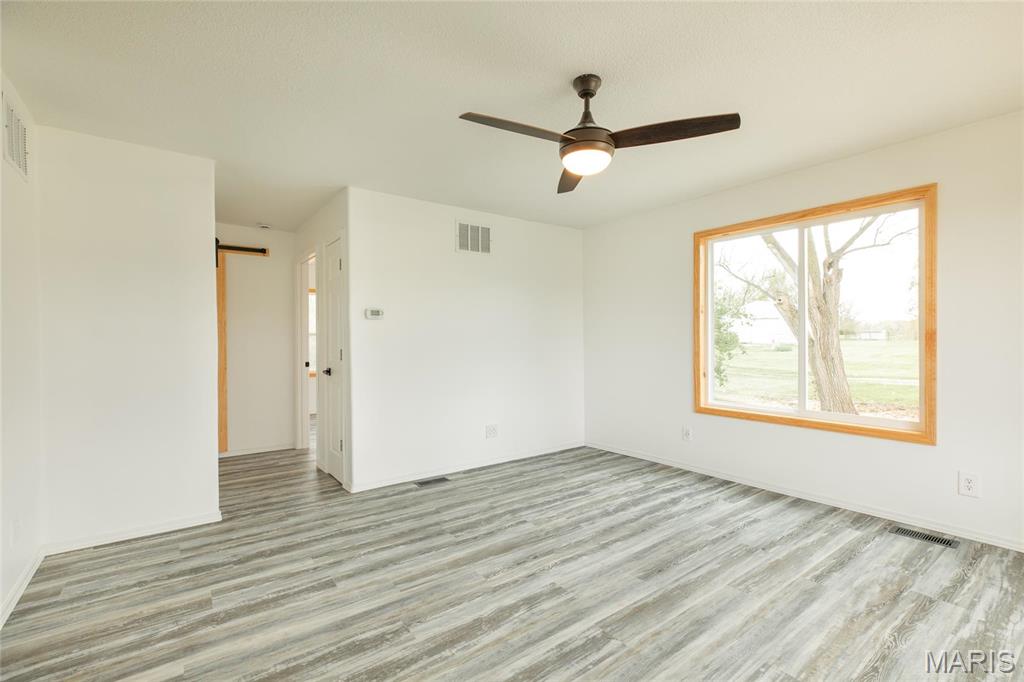 4239 Fosterburg Road Alton, IL 62002 - Photo 20 of 42