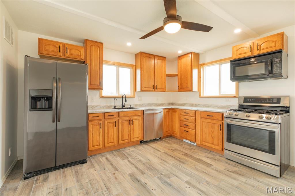 4239 Fosterburg Road Alton, IL 62002 - Photo 23 of 42