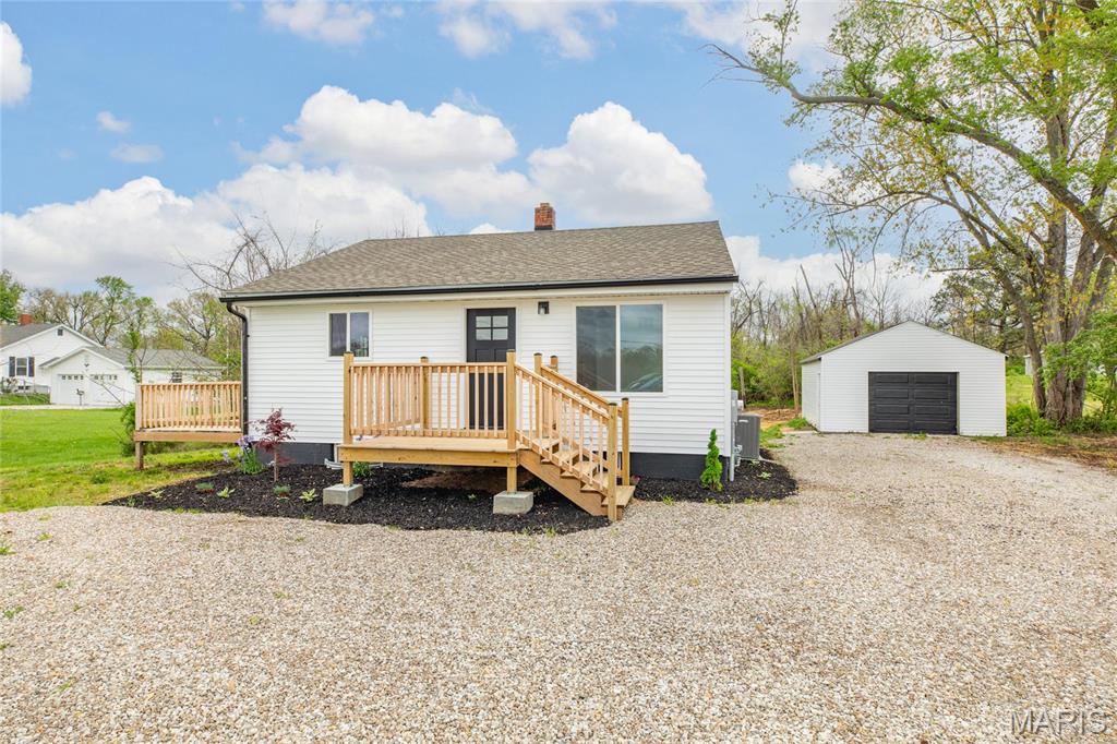 4239 Fosterburg Road Alton, IL 62002 - Photo 5 of 42