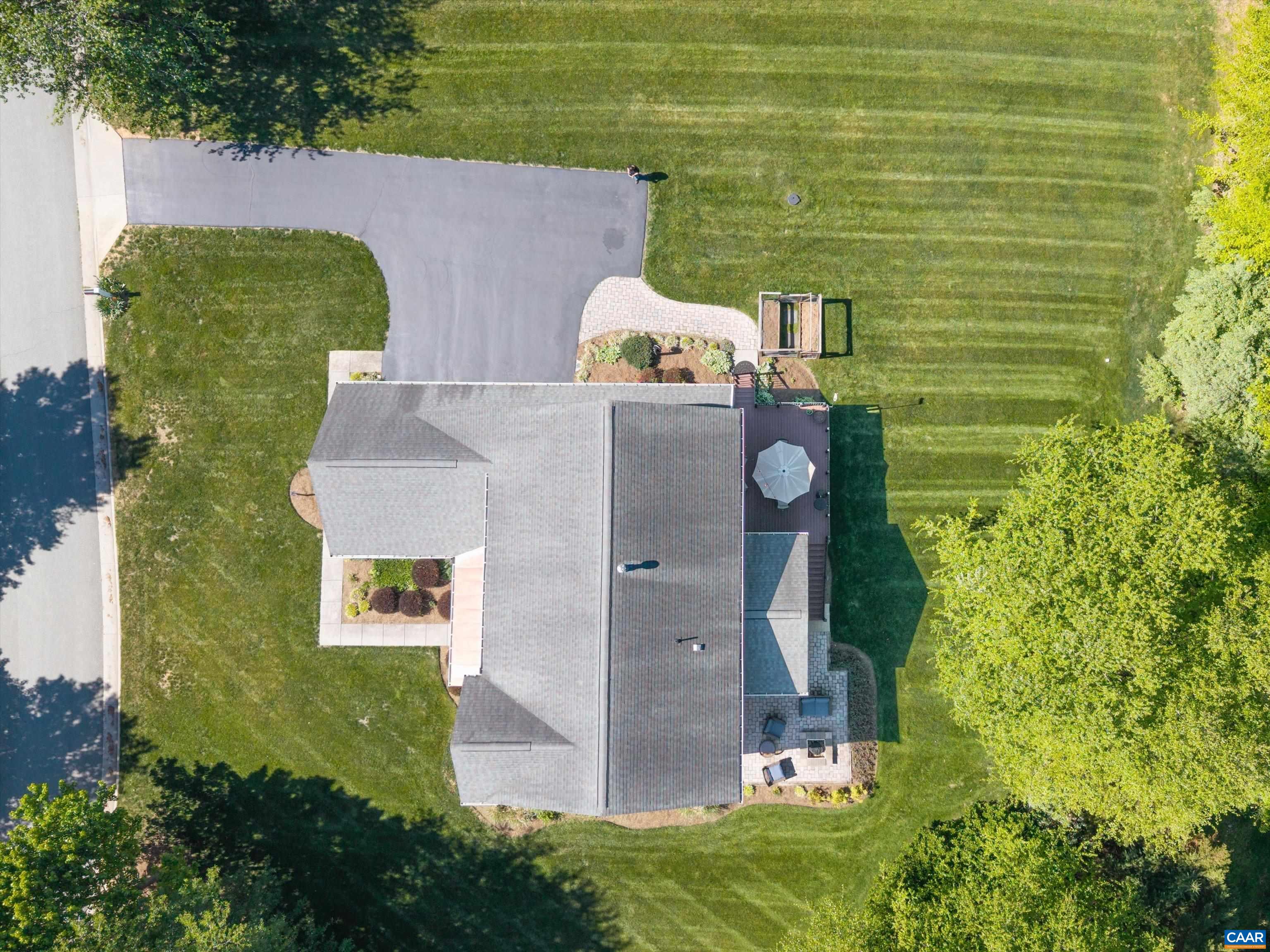 5366 Park Road Crozet, VA 22932 - Photo 61 of 61 Wet bar