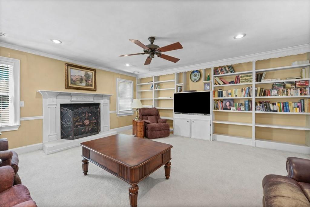 1530 Woodstock Road Roswell, GA 30075 - Photo 5 of 59