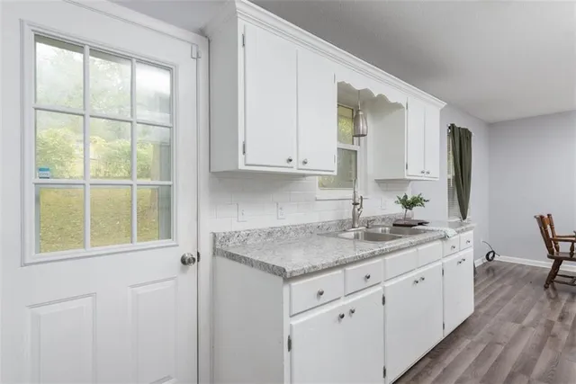 $199,900 | 107 North Sugar Creek Boulevard, Sugar Creek, MO 64054