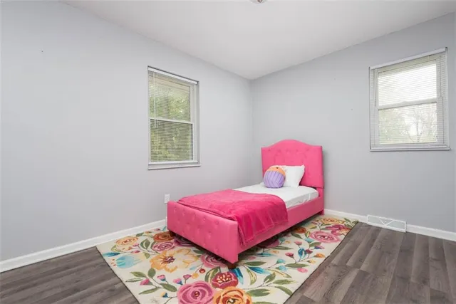 $199,900 | 107 North Sugar Creek Boulevard, Sugar Creek, MO 64054