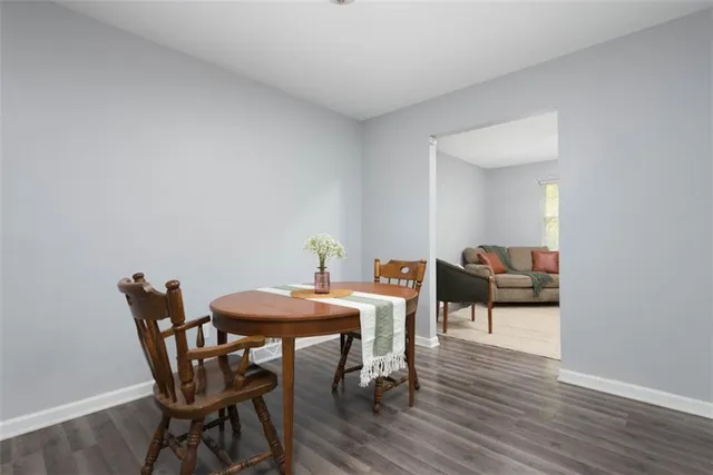 $199,900 | 107 North Sugar Creek Boulevard, Sugar Creek, MO 64054