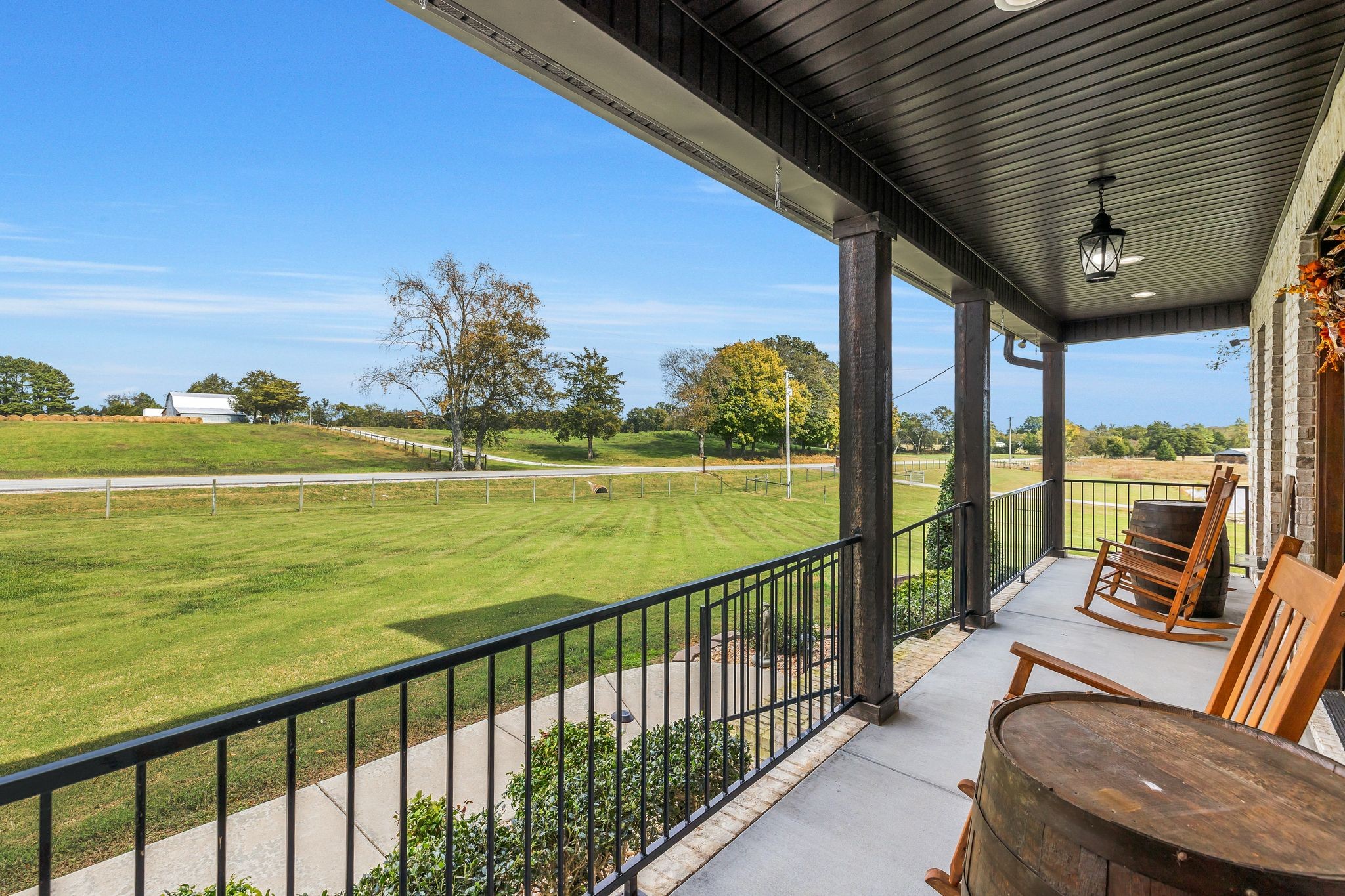 321 Dixon Road Shelbyville, TN 37160 - Photo 8 of 36