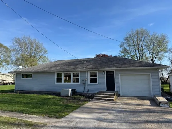 $160,000 | 214 Lydia Street, Graymont, IL 61743