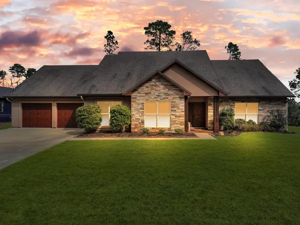 $755,000 | 205 Vantage Drive, Brookeland, TX 75931