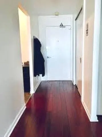 $2,250 | 1560 North Sandburg Terrace, Unit 2007, Chicago, IL 60610