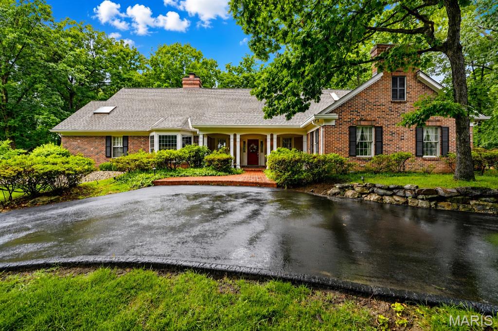 9767 Fall Ridge Trail Sunset Hills, MO 63127 - Photo 3 of 53 Gallery Image 3