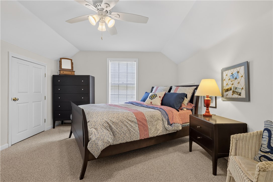 25 Dunns Corner Road Westerly, RI 02891 - Photo 31 of 39