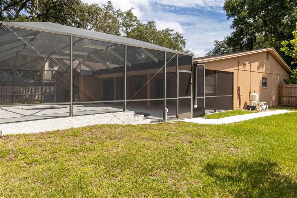 3956 Applegate Circle Brandon, FL 33511 - Photo 44 of 48 Gallery Image 44