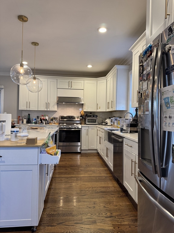 3 Saco Street, Unit 3 Newton, MA 02464 - Photo 7 of 40