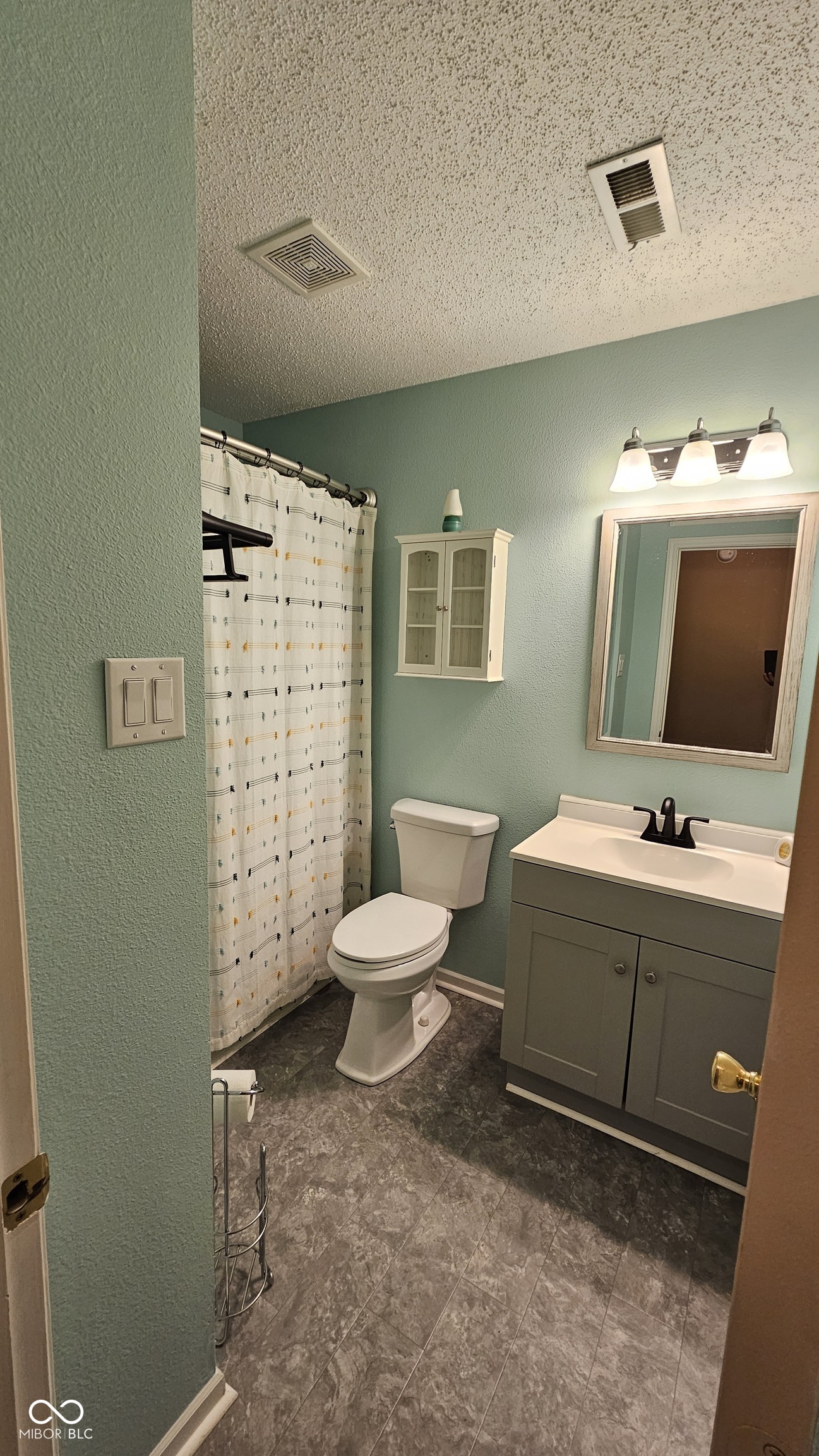 862 Saraina Road Shelbyville, IN 46176 - Photo 15 of 20