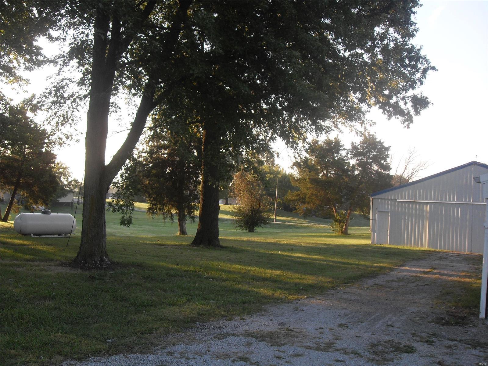 22821 St Rose Road Highland, IL 62249 - Photo 40 of 52