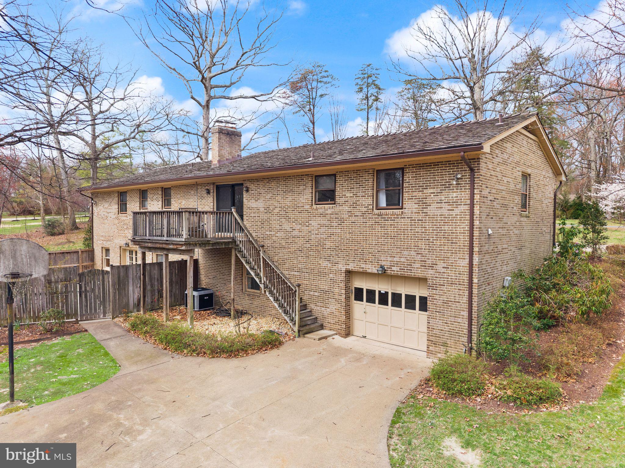 3801 Russell Road Woodbridge, VA 22192 - Photo 48 of 74 All-brick exterior.