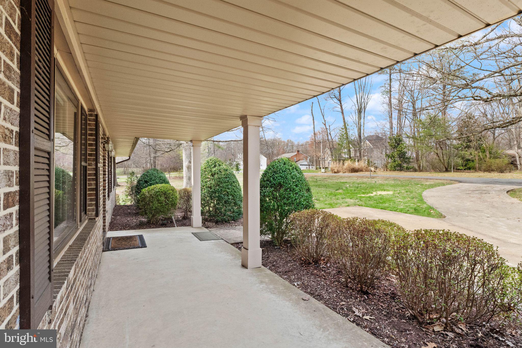 3801 Russell Road Woodbridge, VA 22192 - Photo 66 of 74 Large, covered front porch.
