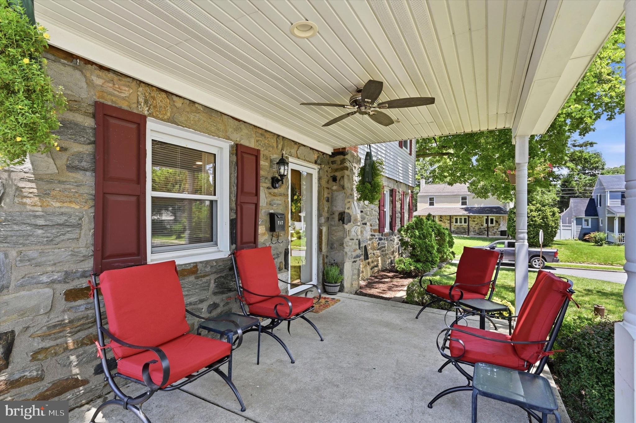 747 Surrey Road Aldan, PA 19018 - Photo 3 of 25 Front Porch
