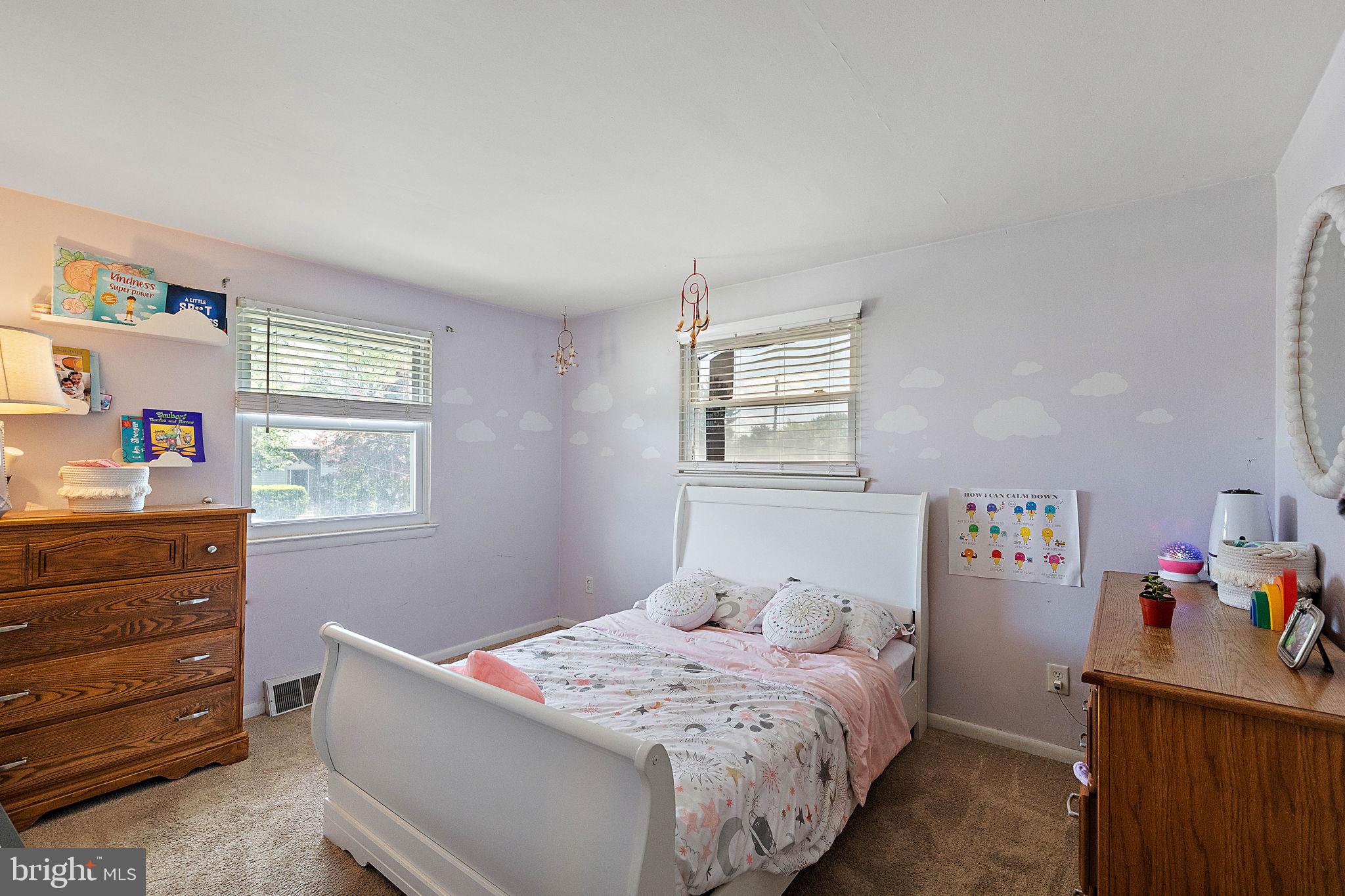 17 Hearthside Road Aston, PA 19014 - Photo 17 of 28 Bedroom 2