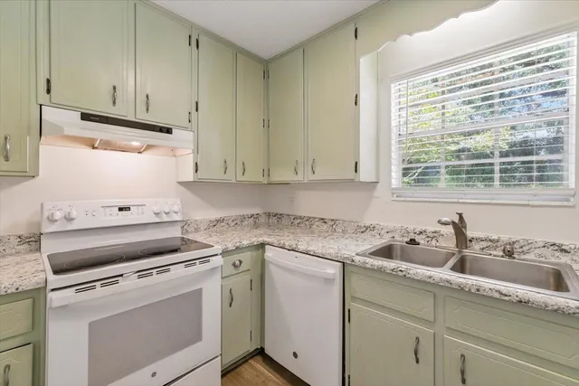 $269,999 | 2752 Raintree Circle, Tallahassee, FL 32308