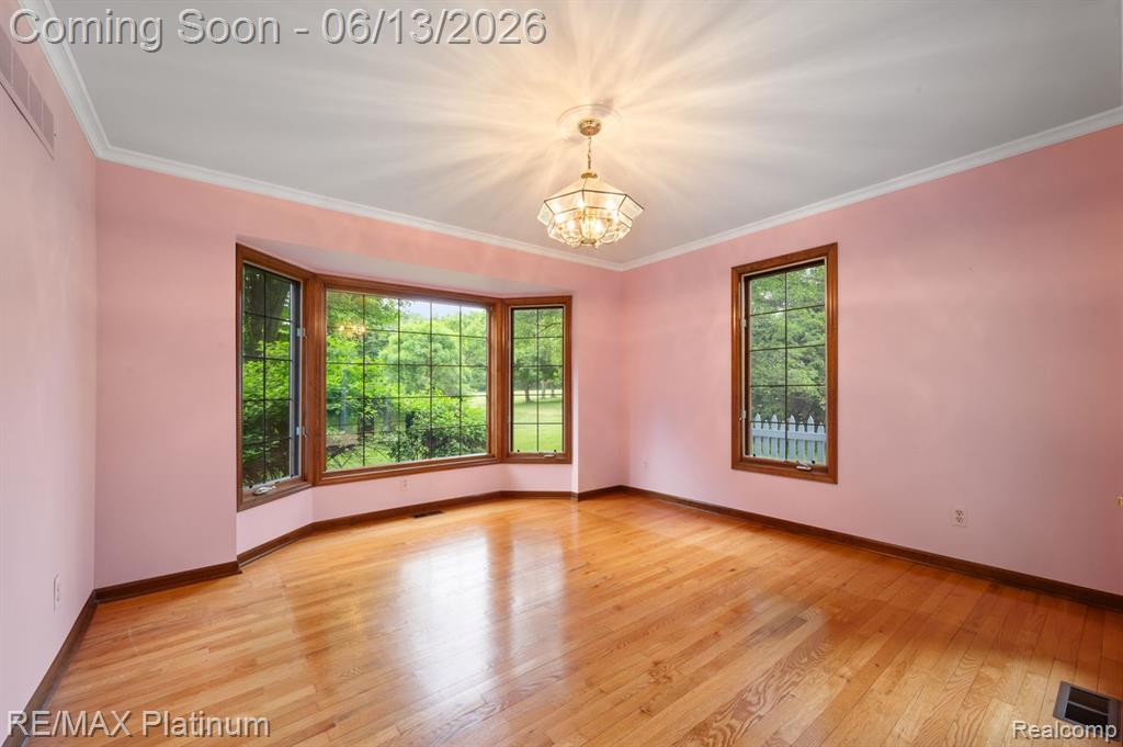 12902 Autumn Ridge Court Milford, MI 48380 - Photo 22 of 73