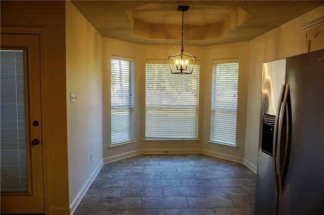 $2,400 | 322 West 22nd Avenue, Covington, LA 70433