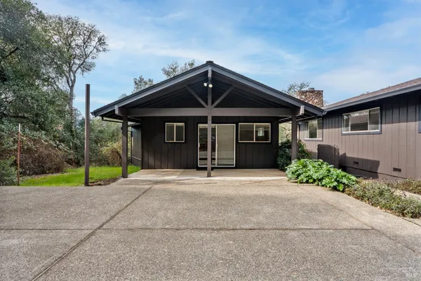 $675,000 | 1261 Deerwood Drive, Ukiah, CA 95482