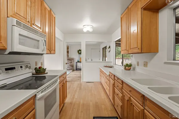 $675,000 | 1261 Deerwood Drive, Ukiah, CA 95482