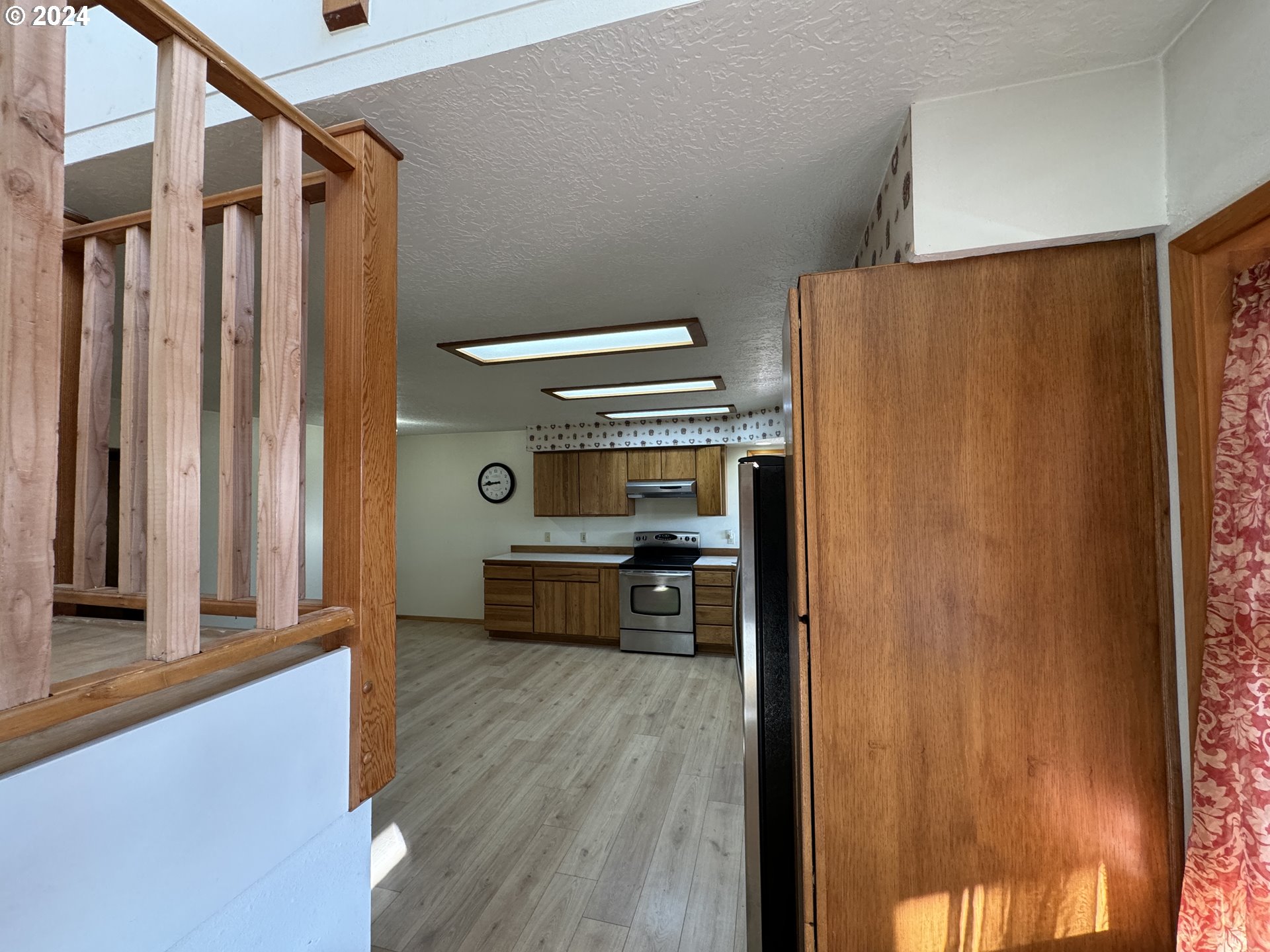 1425 Pipeline Road Goldendale, WA 98620 - Photo 7 of 44 Gallery Image 7