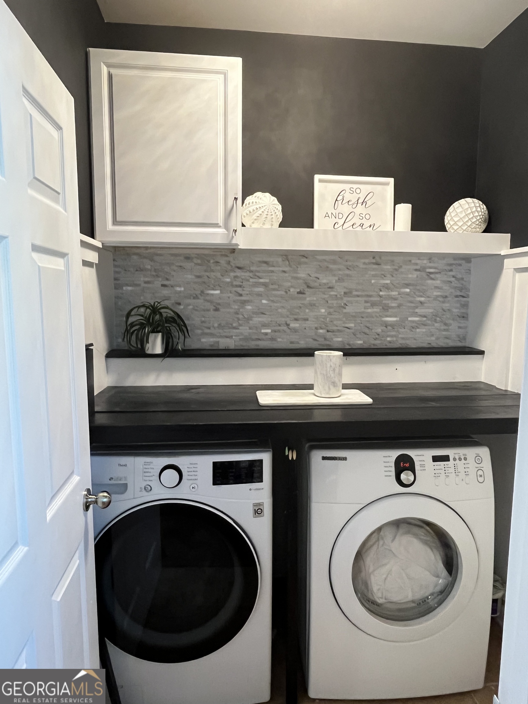 5806 Providence Court Union City, GA 30291 - Photo 6 of 38