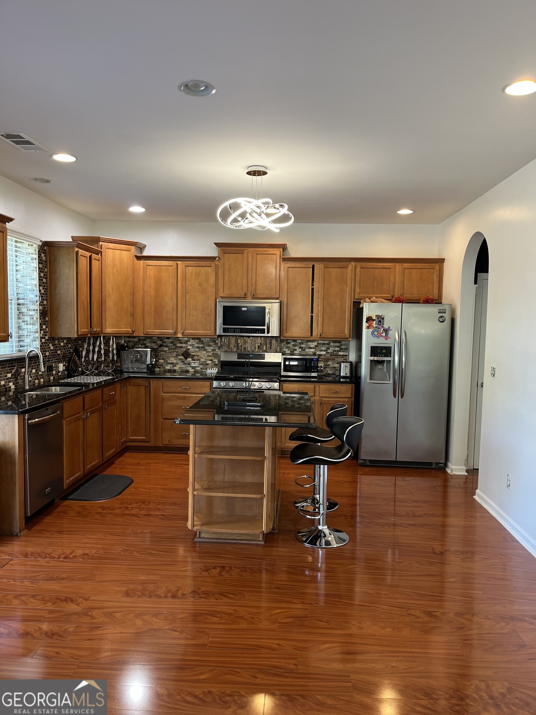 5806 Providence Court Union City, GA 30291 - Photo 8 of 38