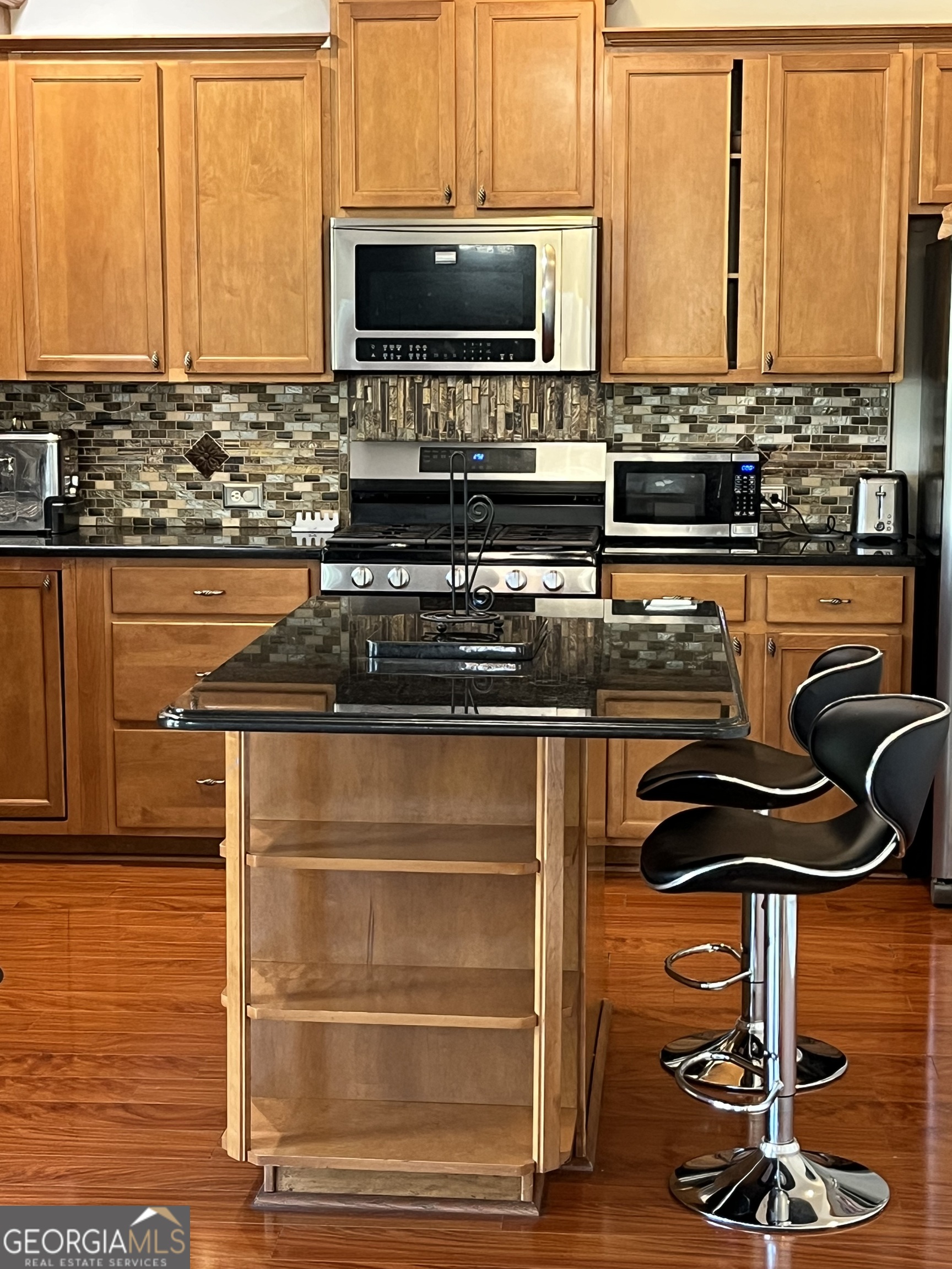 5806 Providence Court Union City, GA 30291 - Photo 9 of 38