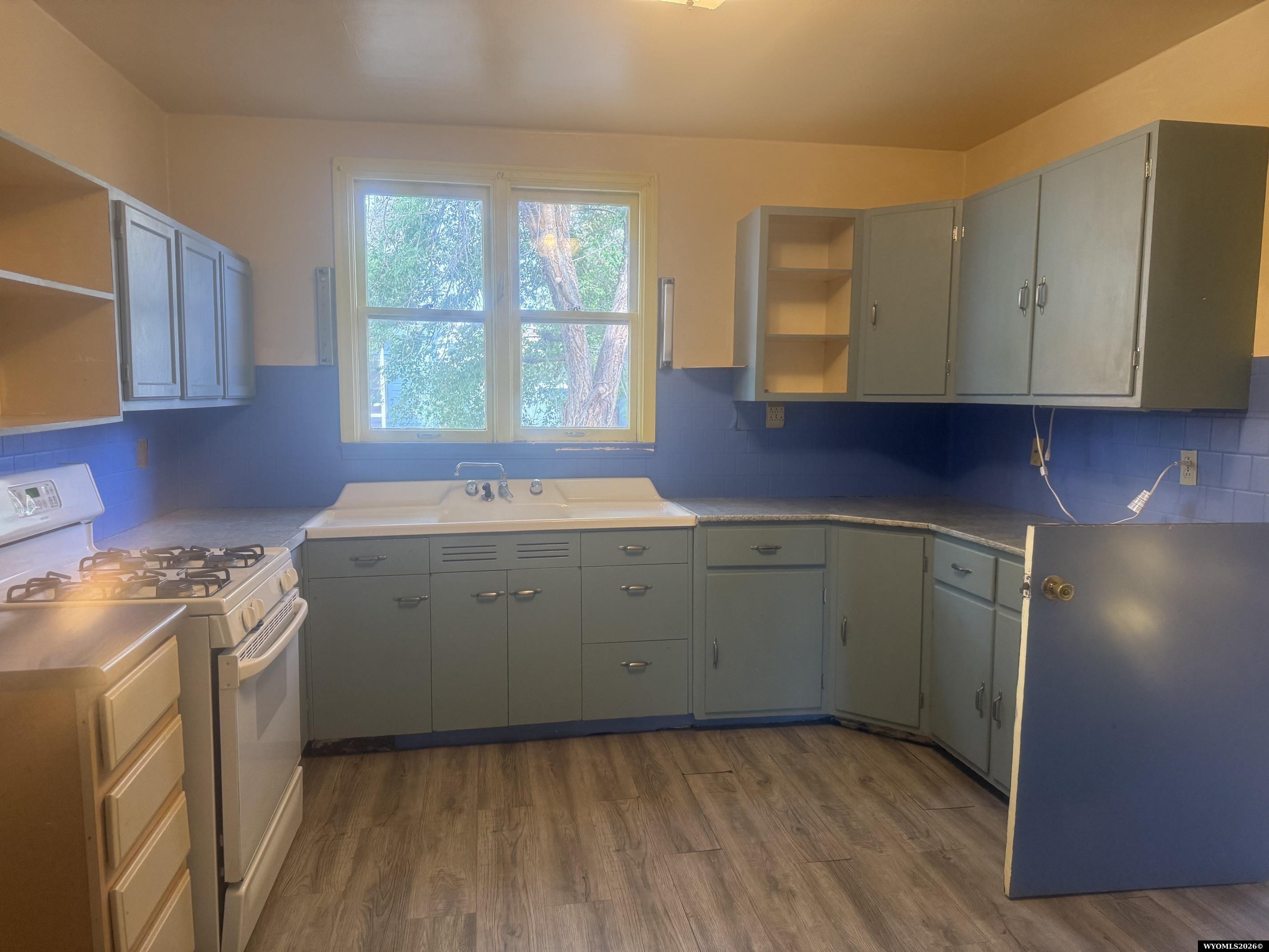 620 5th Street Rawlins, WY 82301 - Photo 10 of 34