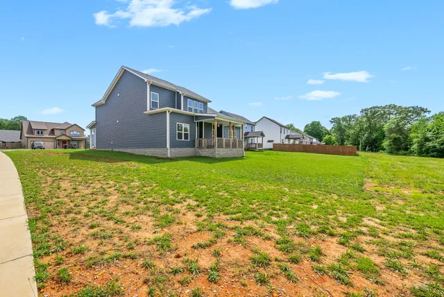 $2,500 | 525 Bloomington Trace, Clarksville, TN 37042