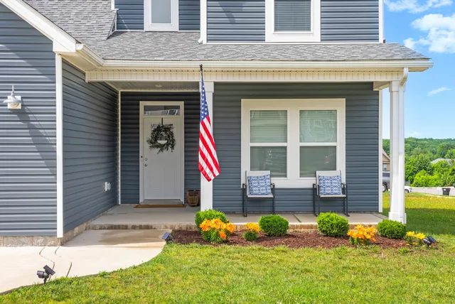 $2,500 | 525 Bloomington Trace, Clarksville, TN 37042