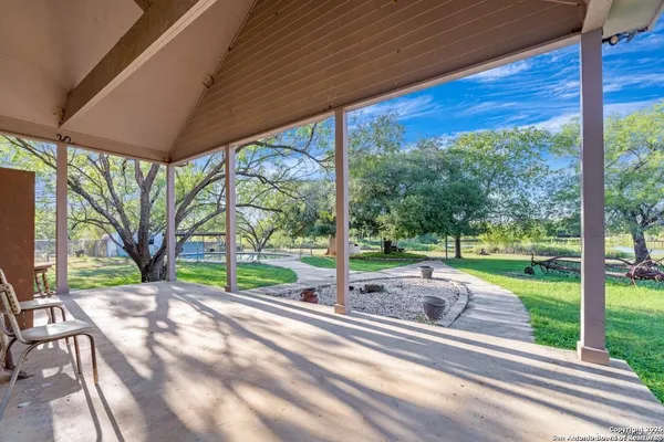 $1,375,000 | 6170 County Road 332, Jourdanton, TX 78026