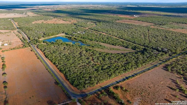$1,375,000 | 6170 County Road 332, Jourdanton, TX 78026