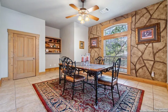 $1,375,000 | 6170 County Road 332, Jourdanton, TX 78026