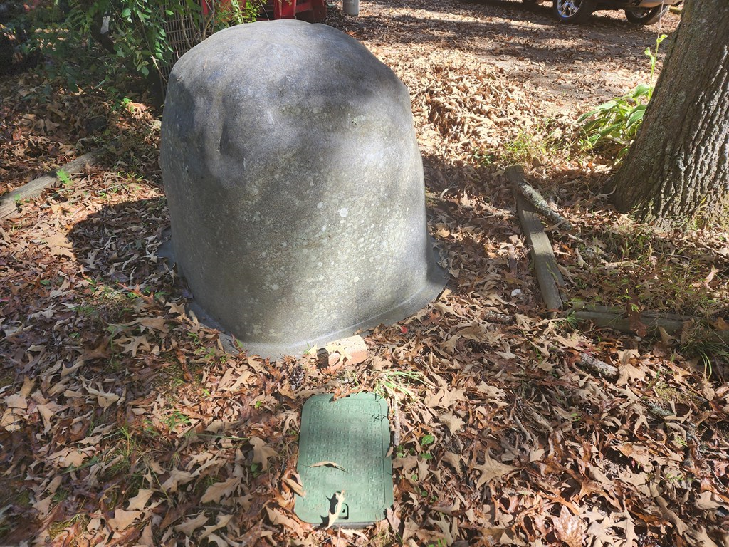 103 Cove Lane Murphy, NC 28906 - Photo 14 of 15 a view of a wooden floor