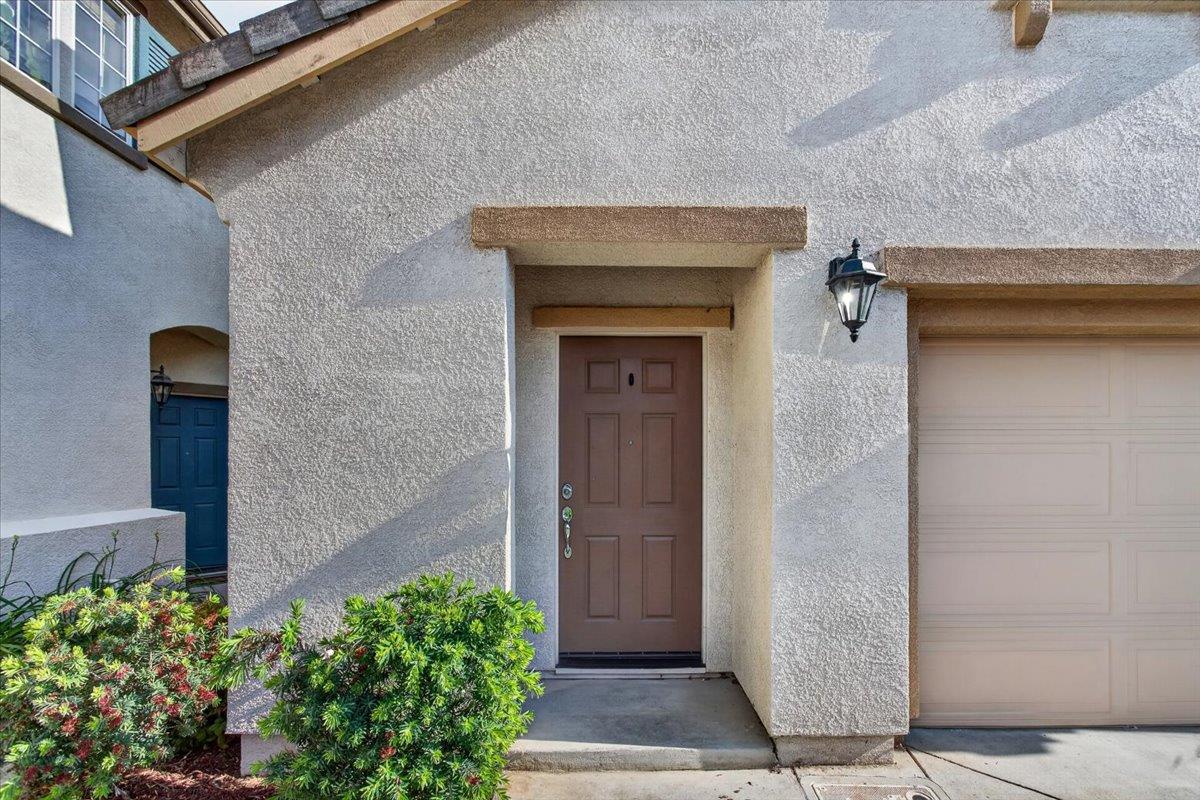 8375 Oliva Road, Unit 174 Roseville, CA 95678 - Photo 2 of 25