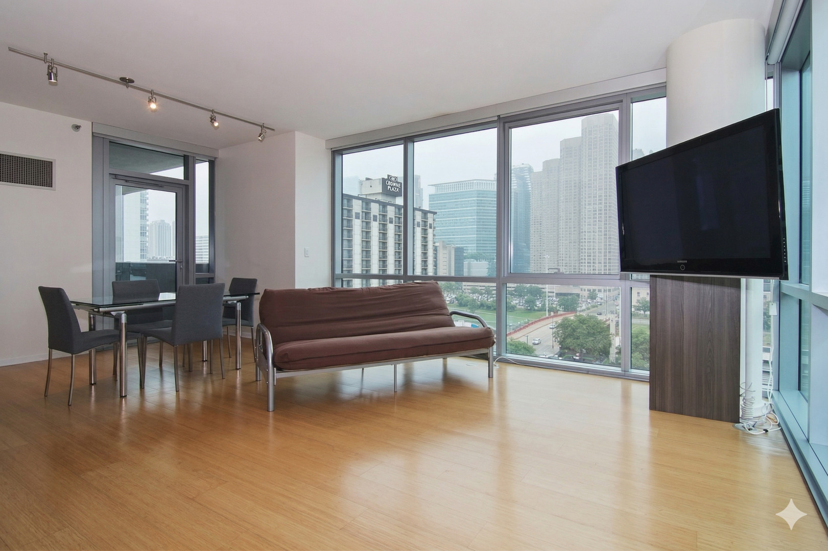 123 South Green Street, Unit 906B Chicago, IL 60607 - Photo 5 of 15