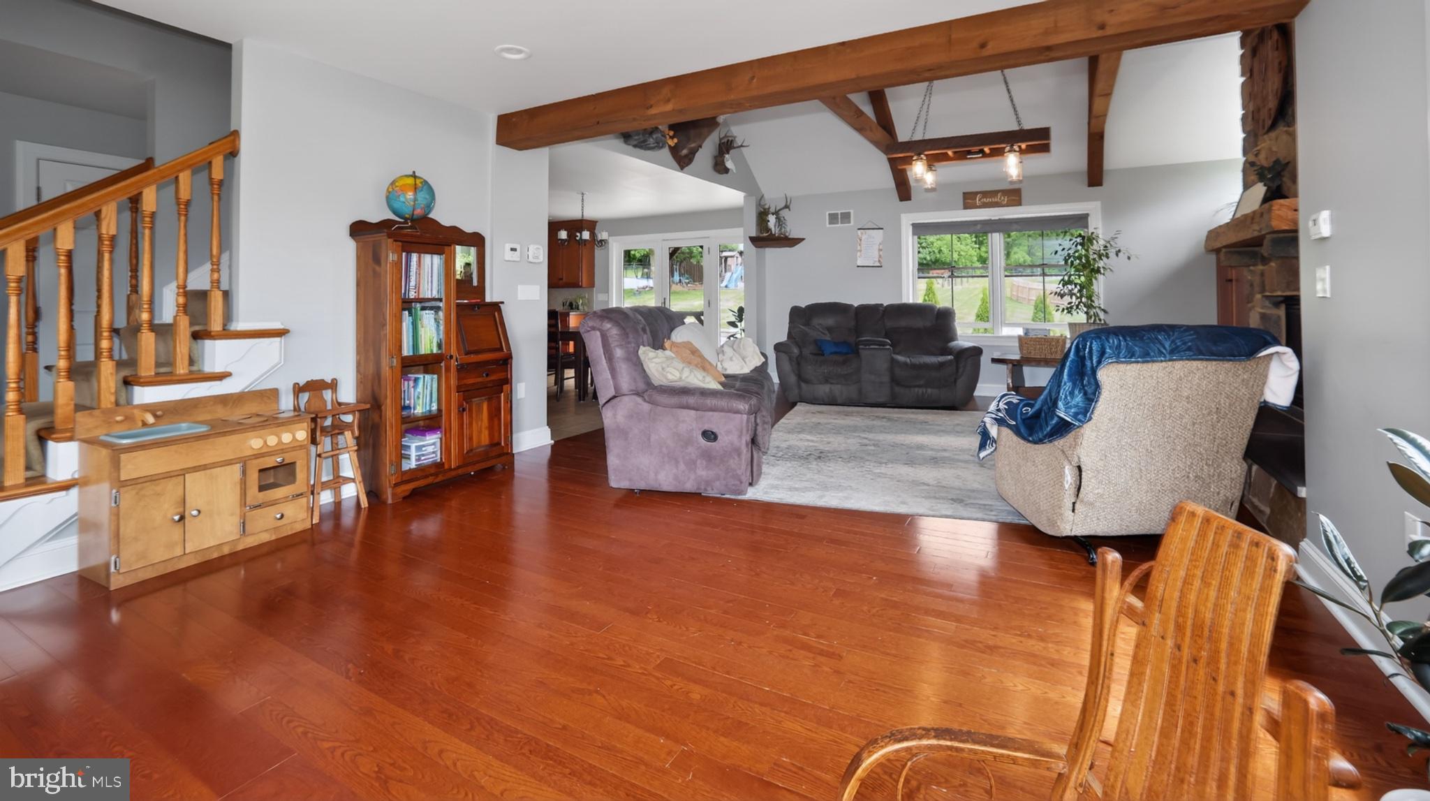 5325 Hammond Road New Holland, PA 17557 - Photo 19 of 73 Spacious living area with natural light.