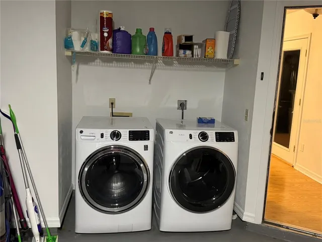 $350,000 | 4924 Northwest 28th Place, Gainesville, FL 32606