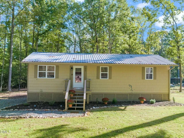$400,000 | 373 Lewis Road, Clarksville, VA 23927