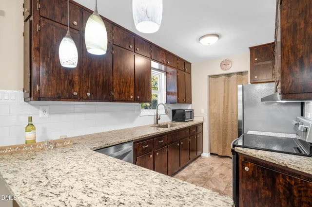 $400,000 | 373 Lewis Road, Clarksville, VA 23927