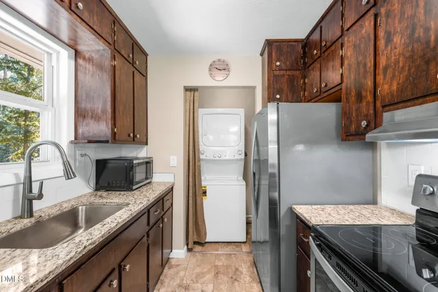 $400,000 | 373 Lewis Road, Clarksville, VA 23927