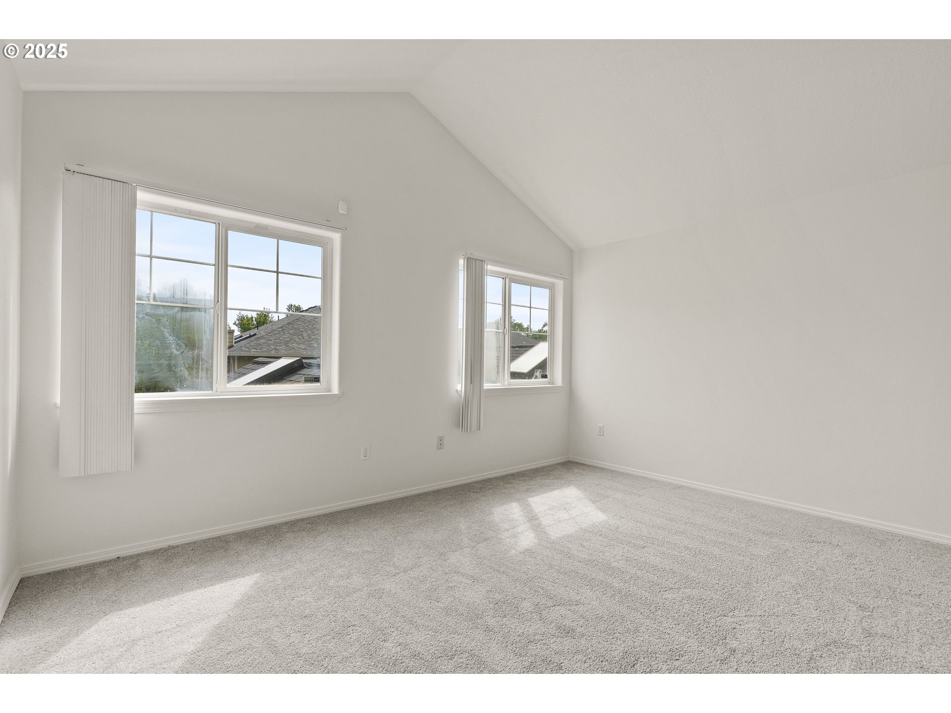 4710 Southwest 2nd Avenue Portland, OR 97239 - Photo 16 of 22 Gallery Image 16