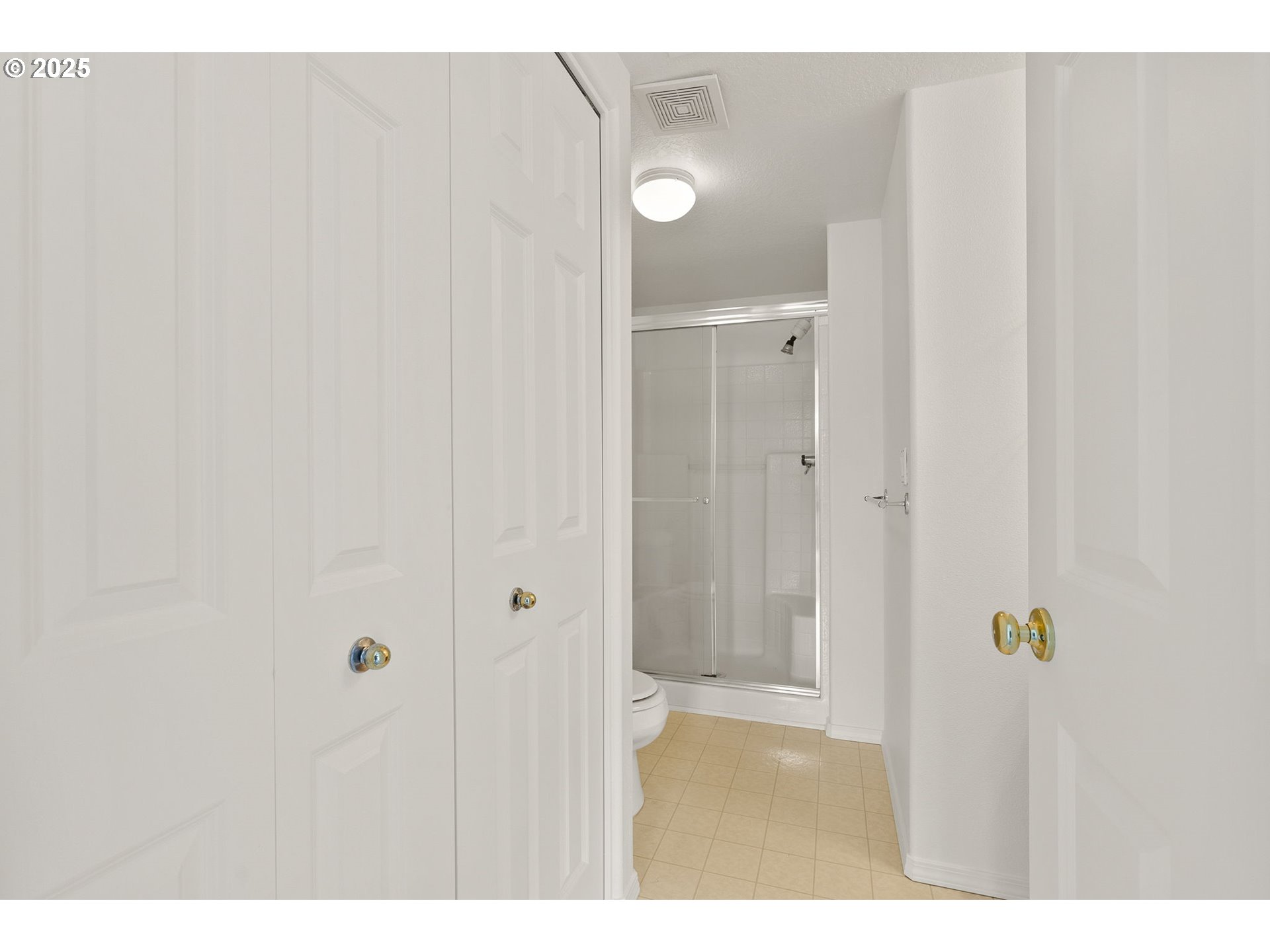 4710 Southwest 2nd Avenue Portland, OR 97239 - Photo 17 of 22 Gallery Image 17